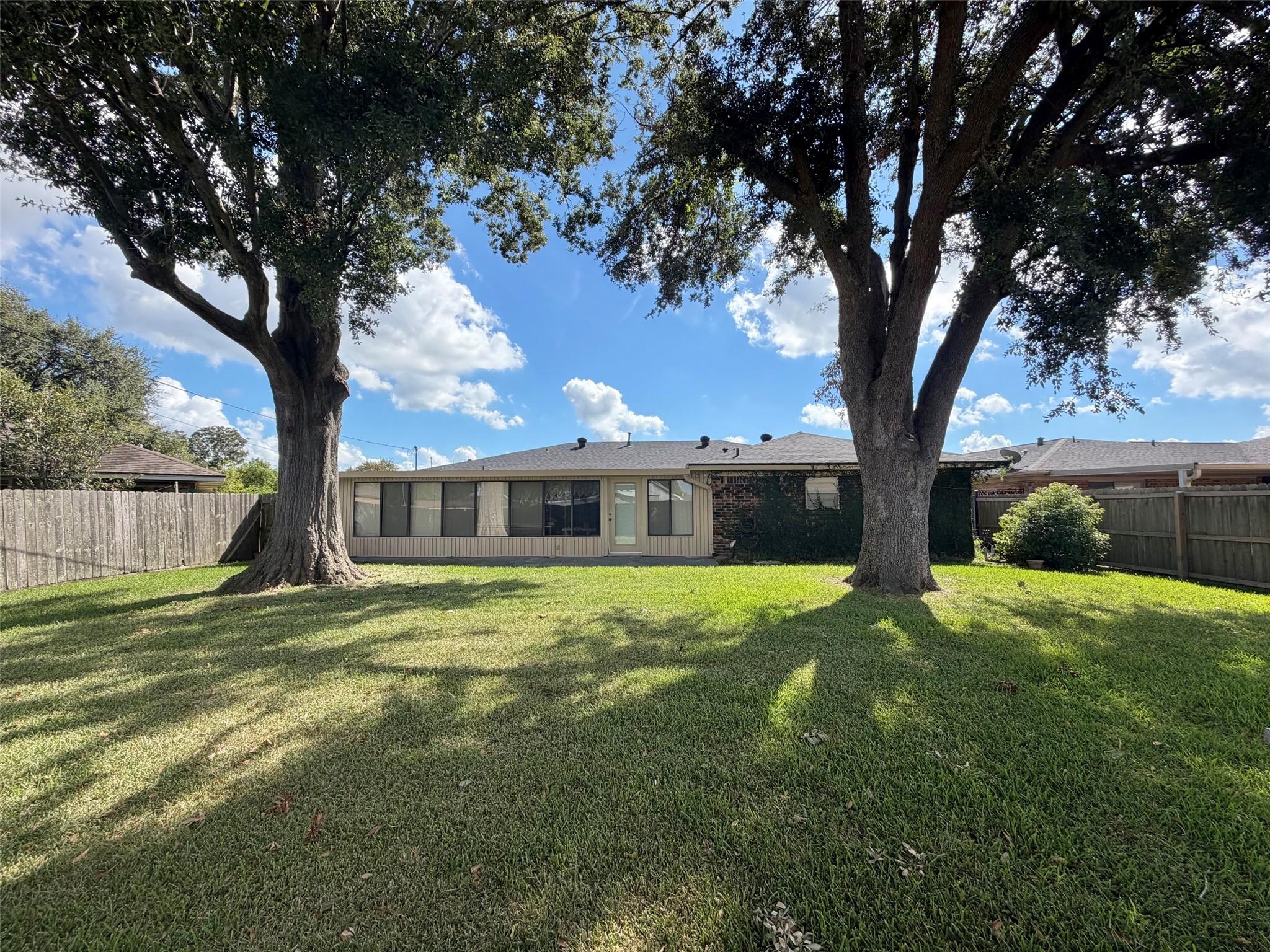 2702 Marilyn Lane