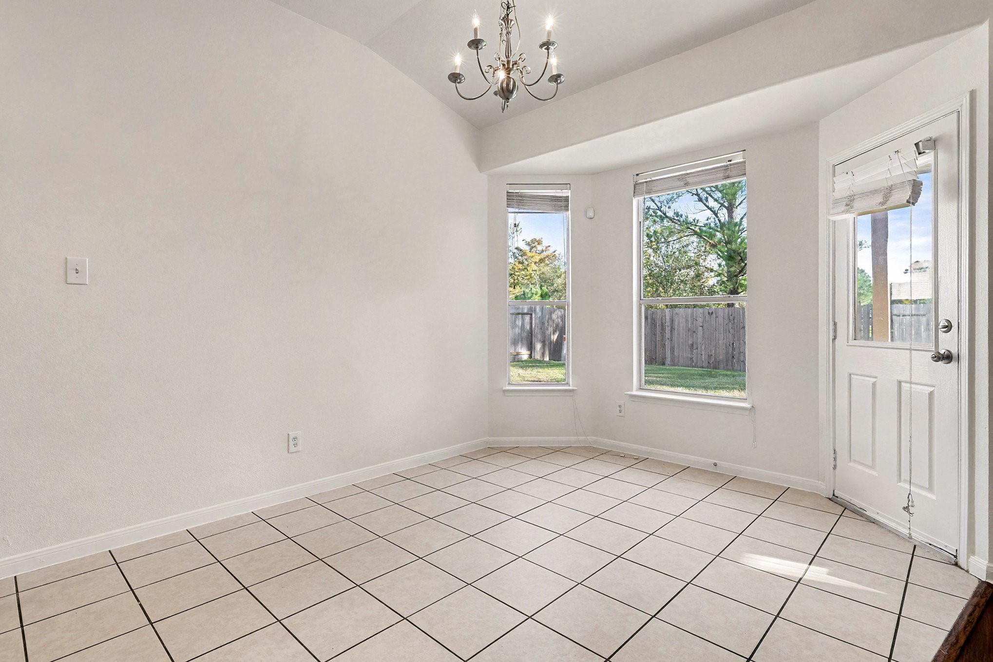 2710 NW Sleepy Knoll Drive