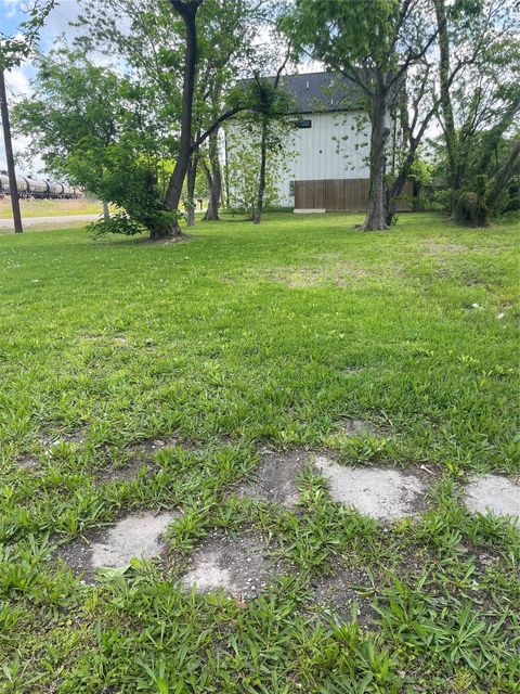 1920 Bringhurst Street Houston TX 77020