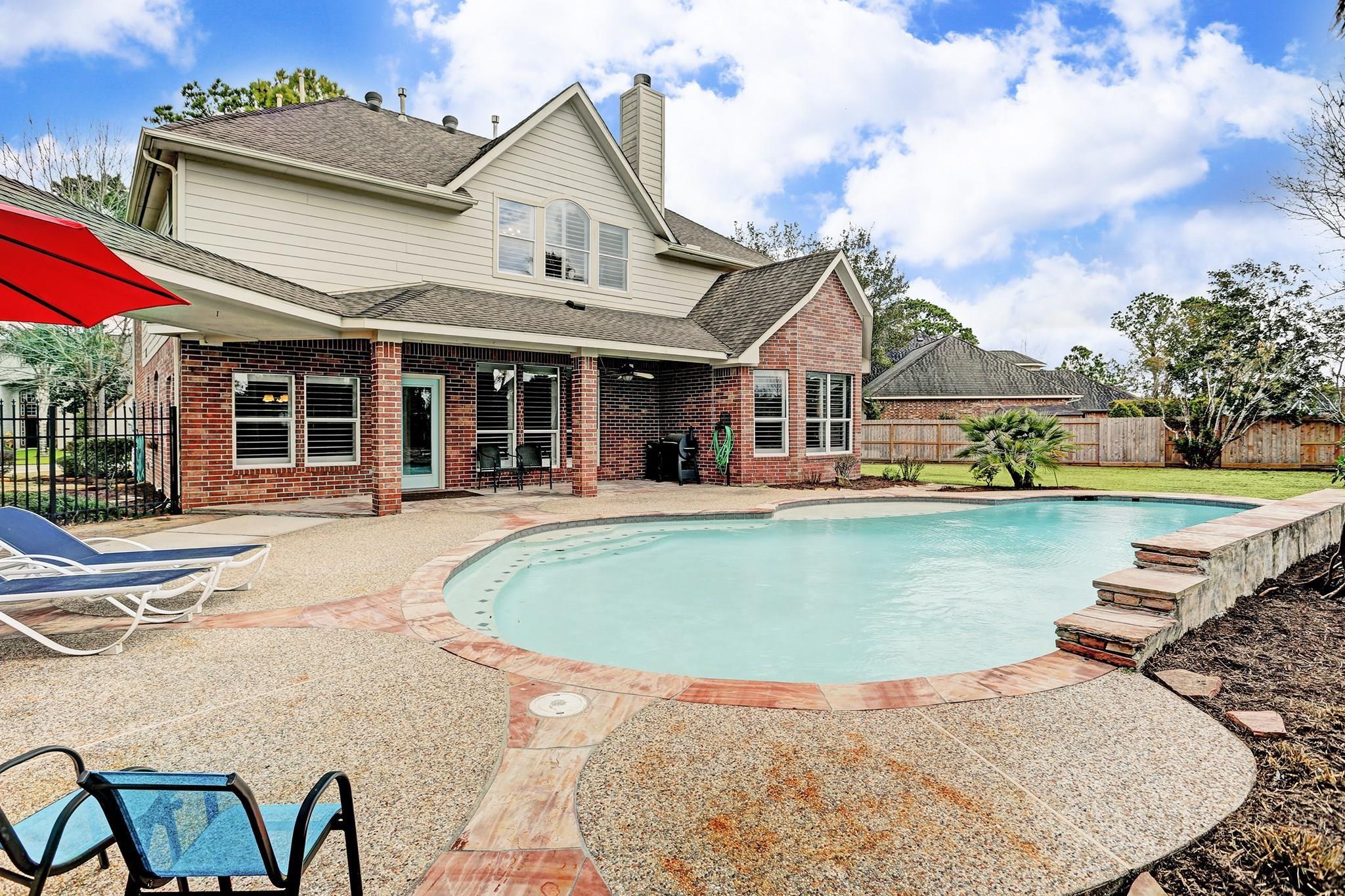 402 Trail View Way