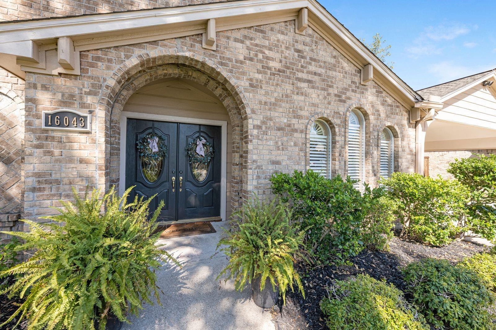 16043 Spinnaker Drive