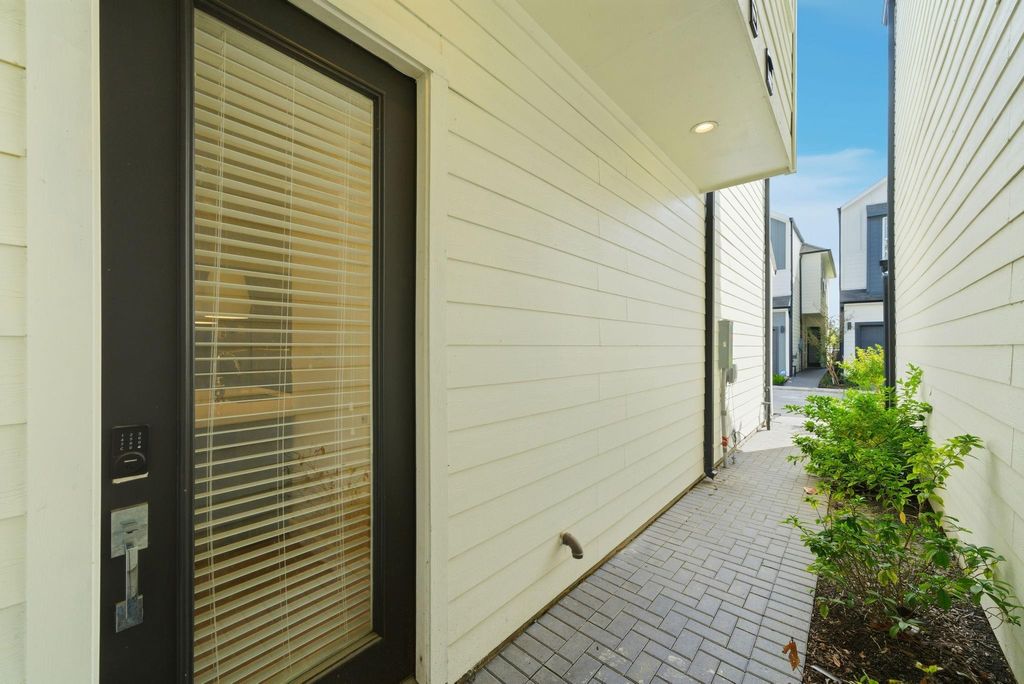 Photo of 2312 Silva Park Lane, Houston, TX 77091 (MLS # 54431576)