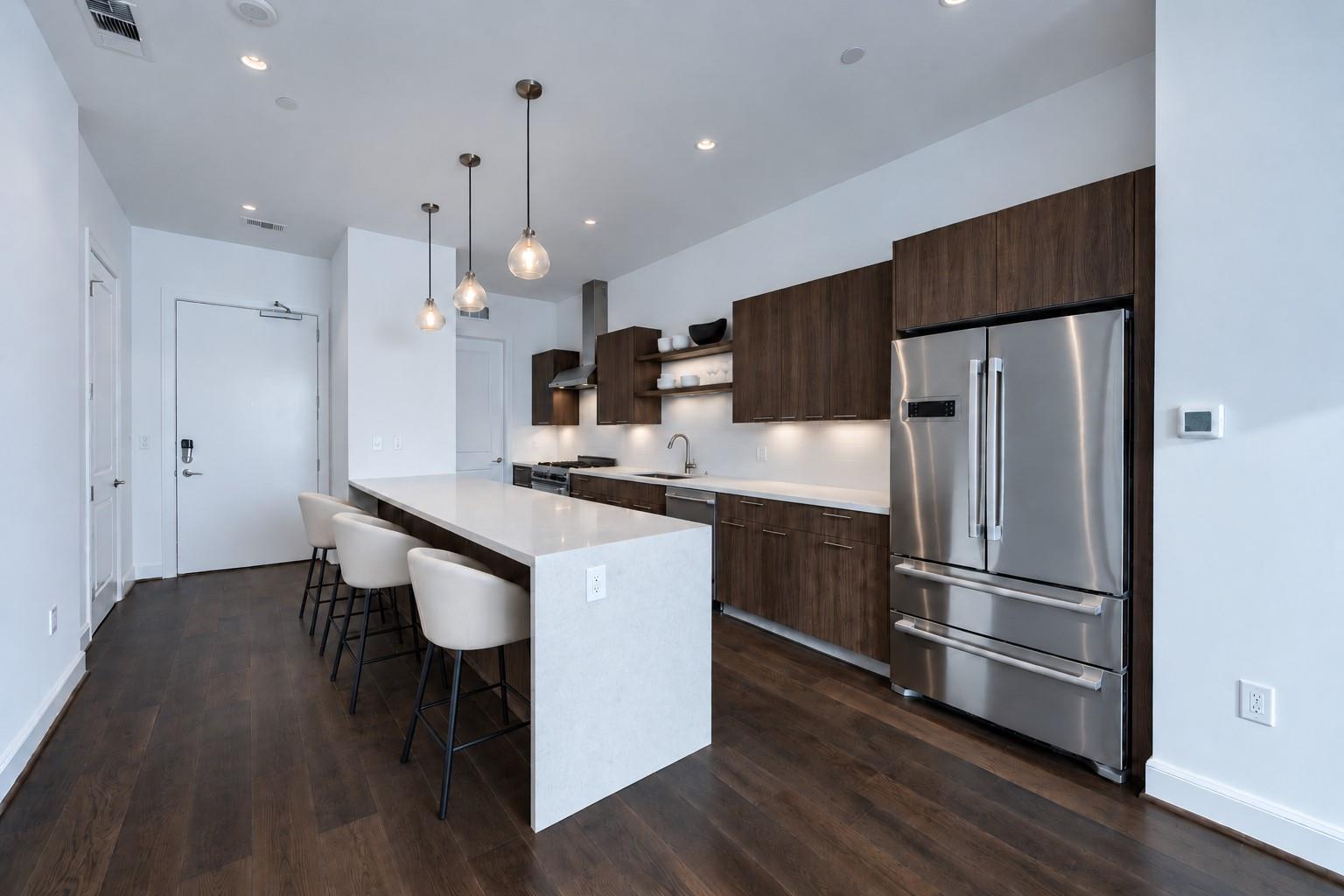 1211 Caroline Street 1604