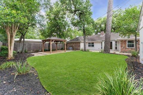 Tiny photo for 10146 Hanka Drive, Houston, TX 77043 (MLS # 25402683)