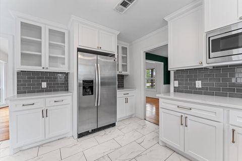 Tiny photo for 10146 Hanka Drive, Houston, TX 77043 (MLS # 25402683)