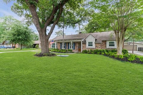 Tiny photo for 10146 Hanka Drive, Houston, TX 77043 (MLS # 25402683)