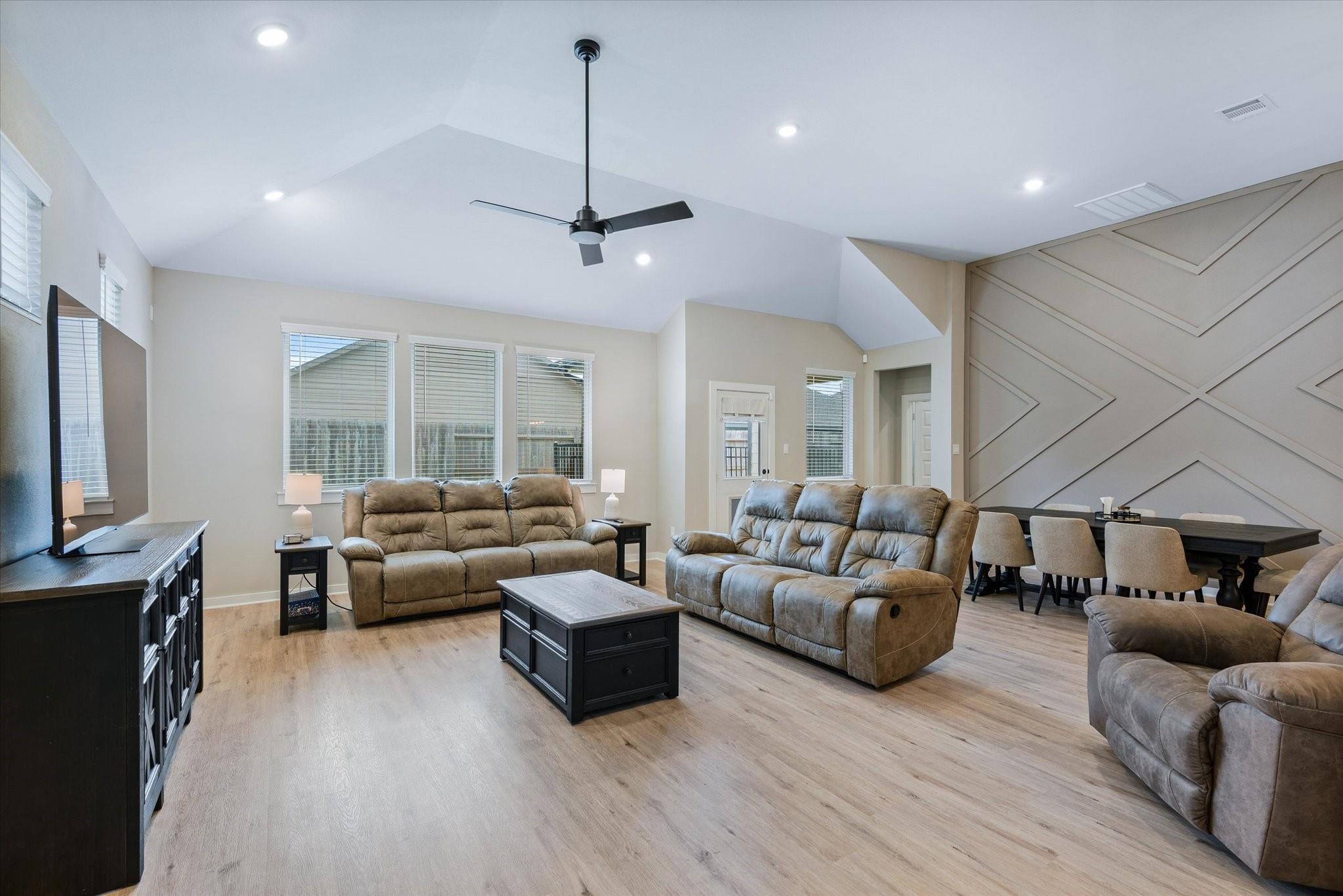 456 Lake Line Drive