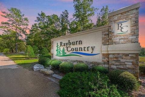 Photo of 100 Tarnwood Drive, Brookeland, TX 75931 (MLS # 34952817)