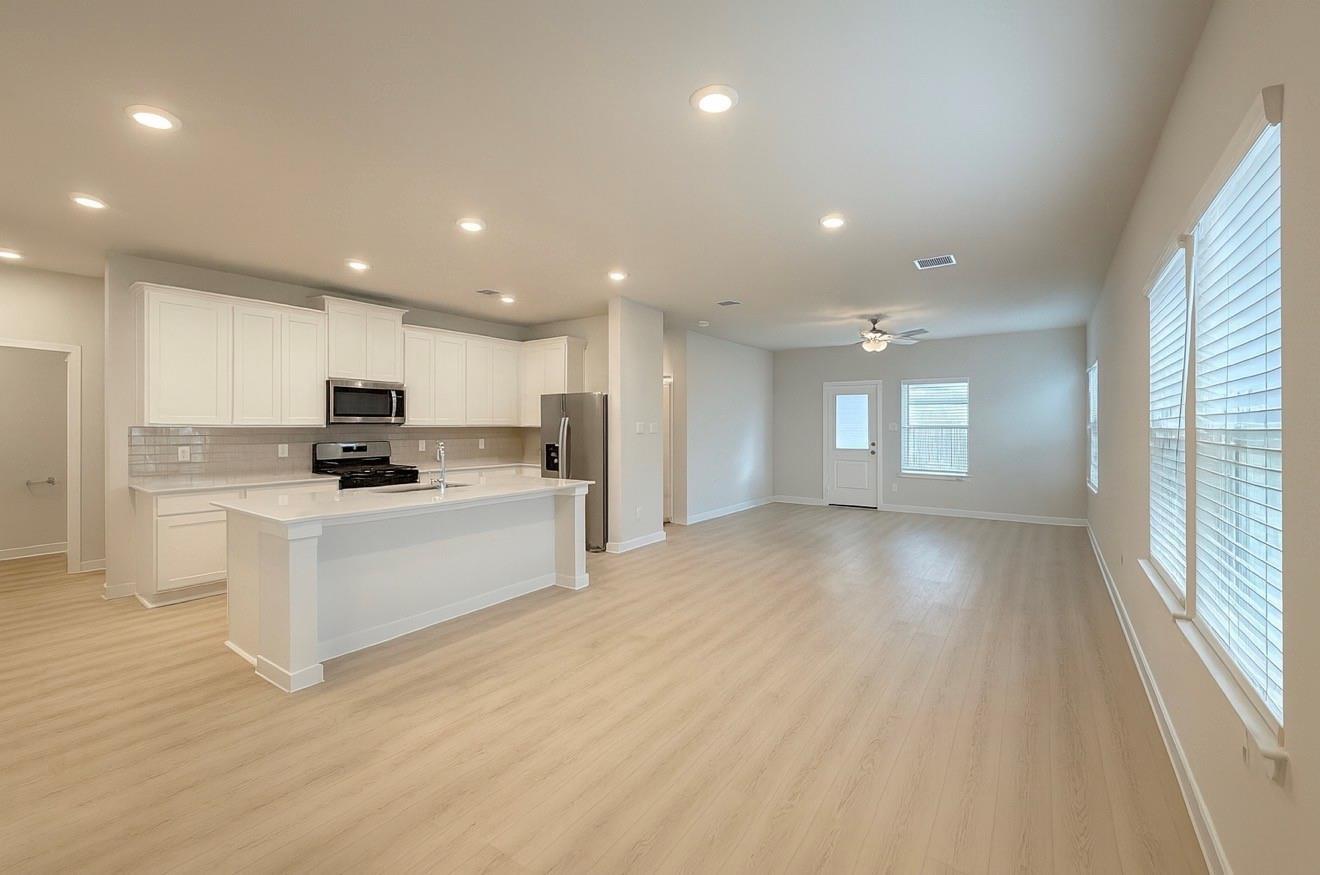 3914 Flora Field Drive