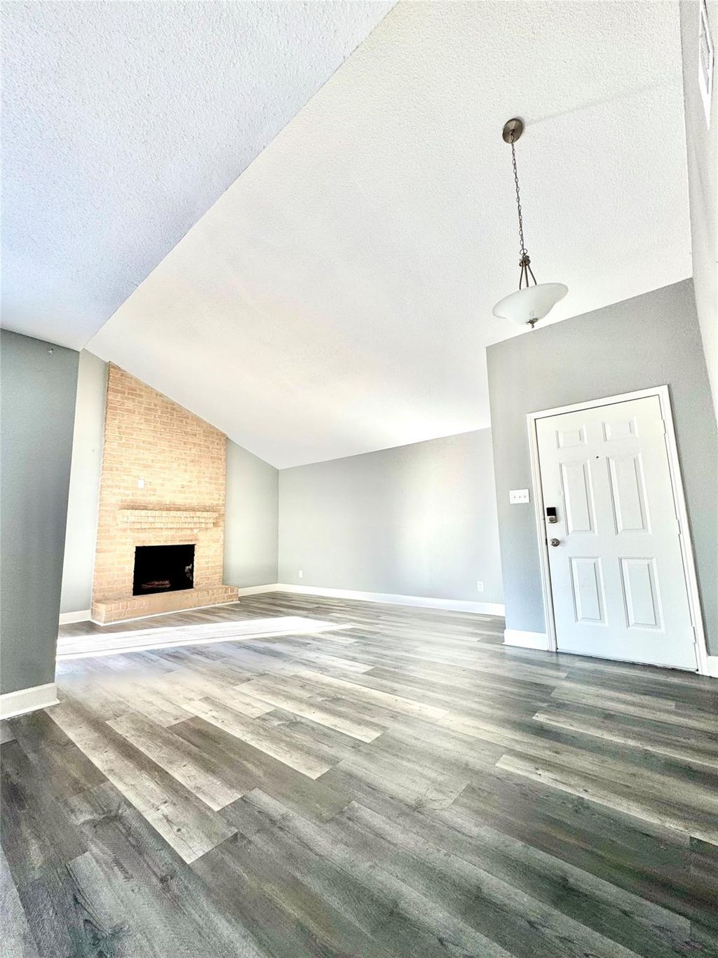 Photo of 7619 Southmeadow Drive, Houston, TX 77071 (MLS # 88562341)