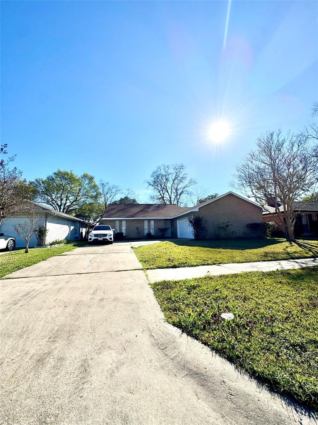 Photo of 7619 Southmeadow Drive, Houston, TX 77071 (MLS # 88562341)