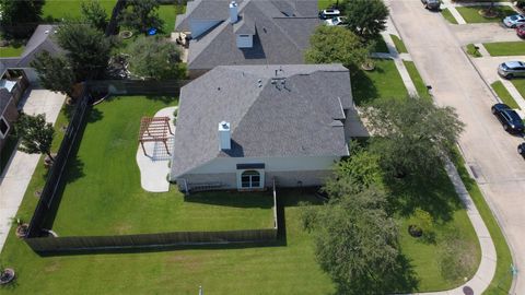 Photo of 19026 Rustling Ridge Lane, Tomball, TX 77377 (MLS # 26001454) Photo of 19026 Rustling Ridge Lane, Tomball, TX 77377 (MLS # 26001454)