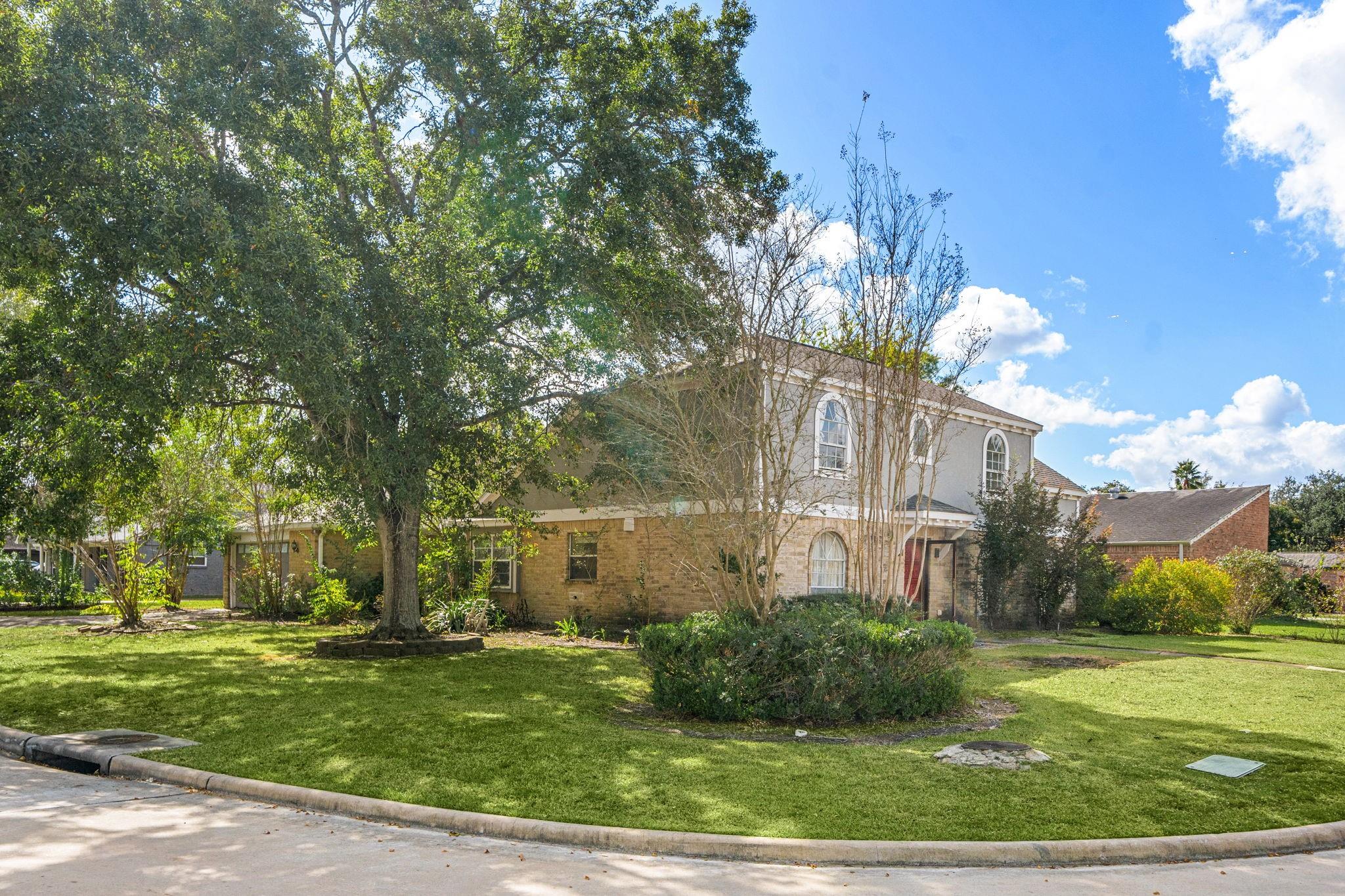 2503 Ashmont Drive