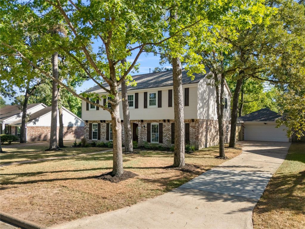 Photo of 1006 Glouchester Lane, Houston, TX 77073 (MLS # 37180621)