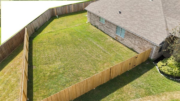 9530 FLYING EAGLE CT, HOUSTON, TX 77083 - Image c87651157a75f42e405deef3a8970d49/1078336685