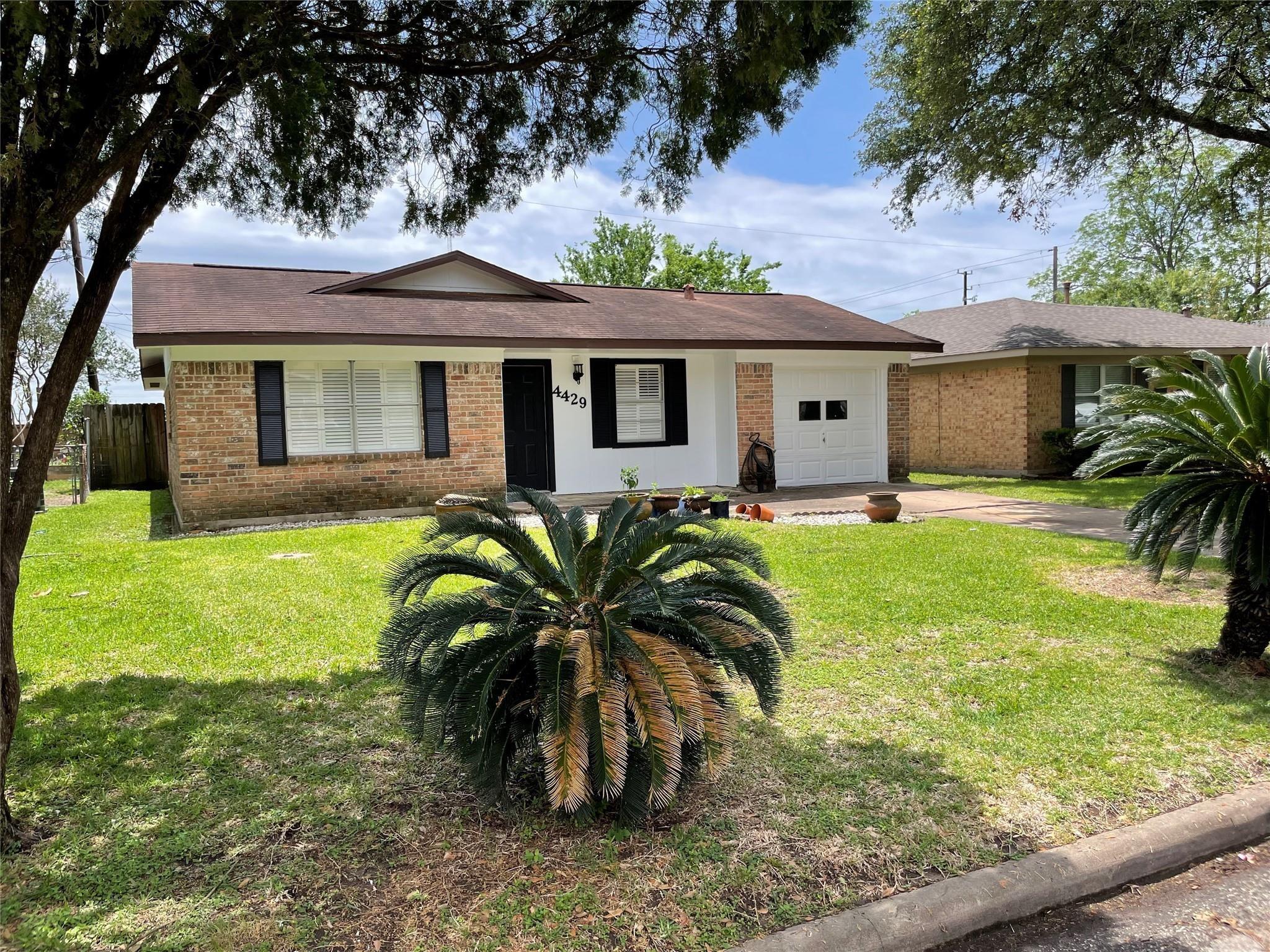 4429 Lafayette Street