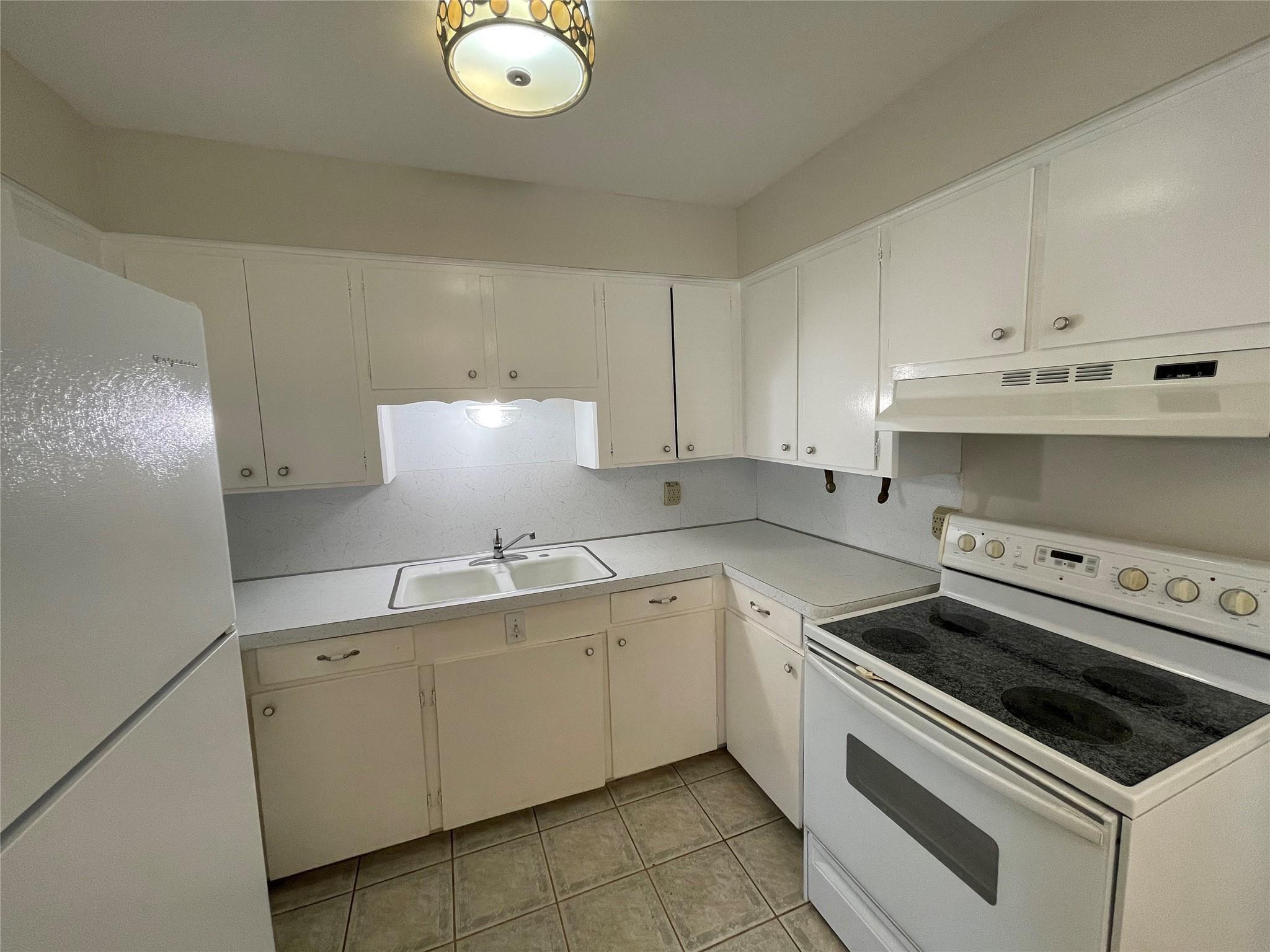 4429 Lafayette Street