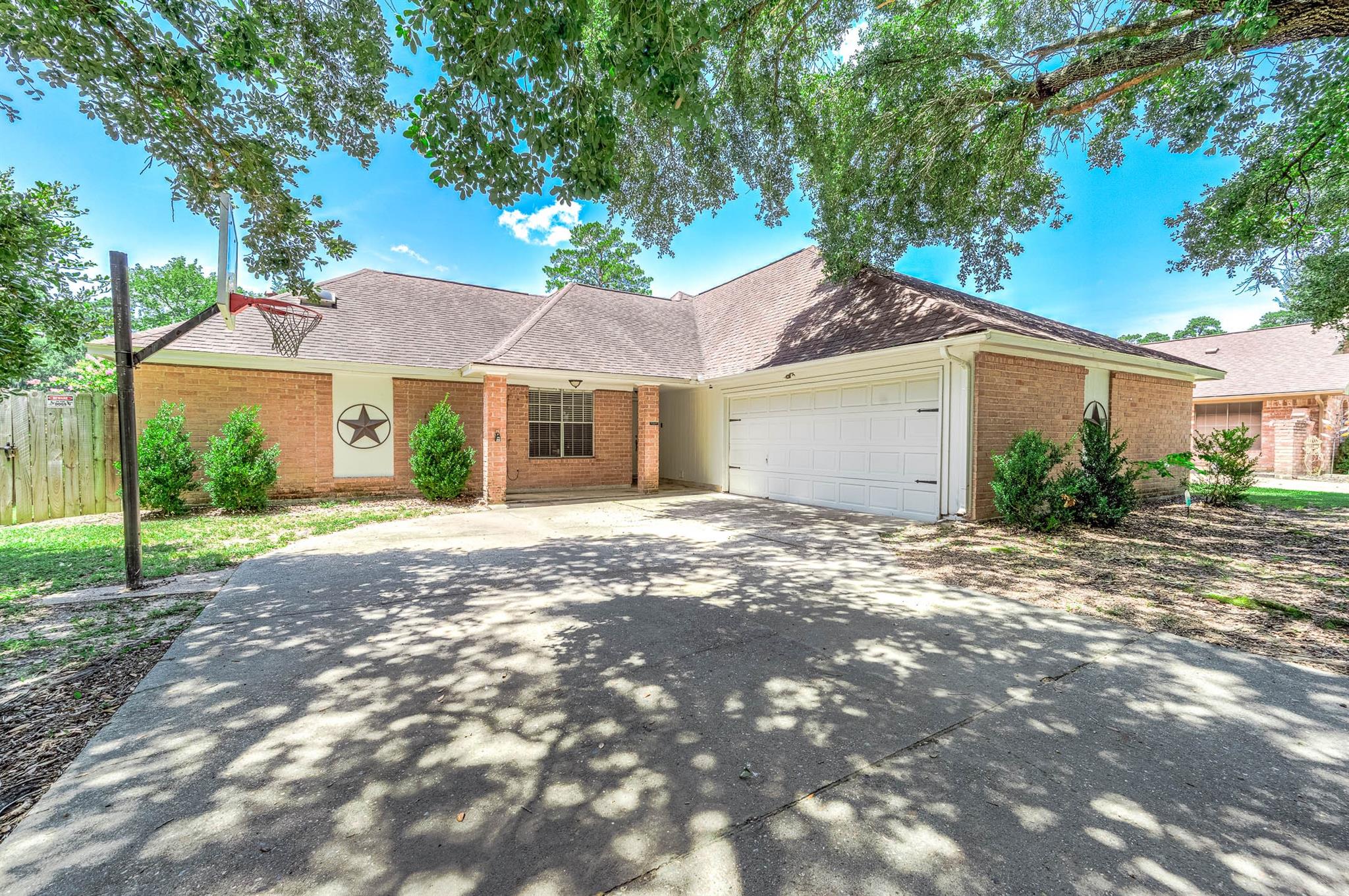 11923 Cottonwood Lane