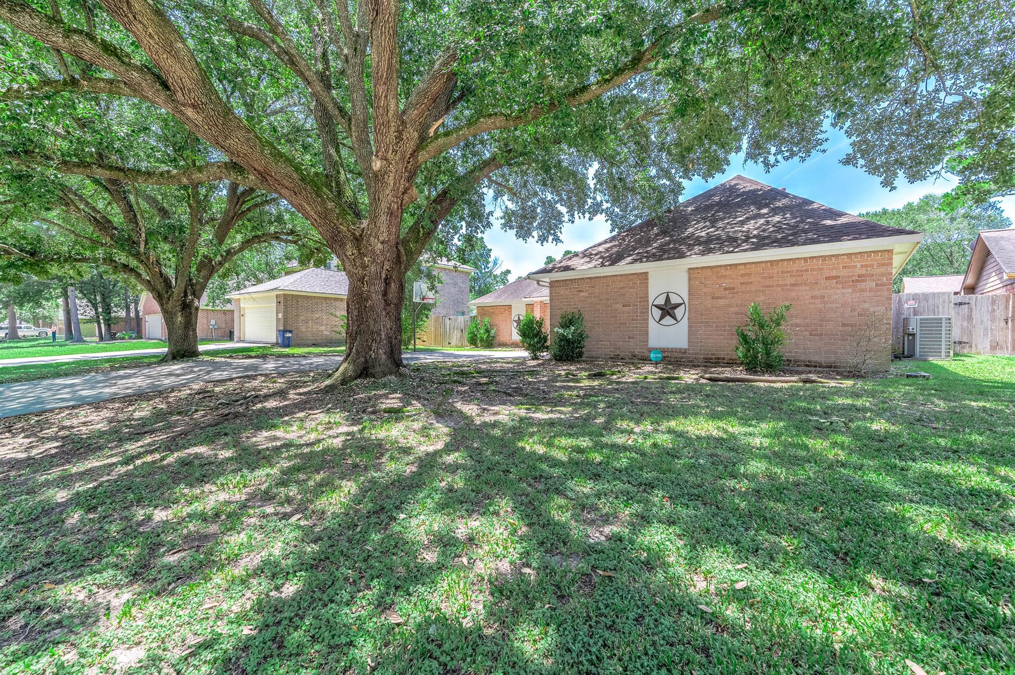 11923 Cottonwood Lane