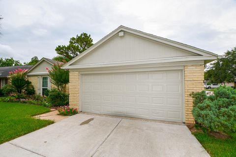 Tiny photo for 3519 Cabin Place, Sugar Land, TX 77479 (MLS # 18900510)