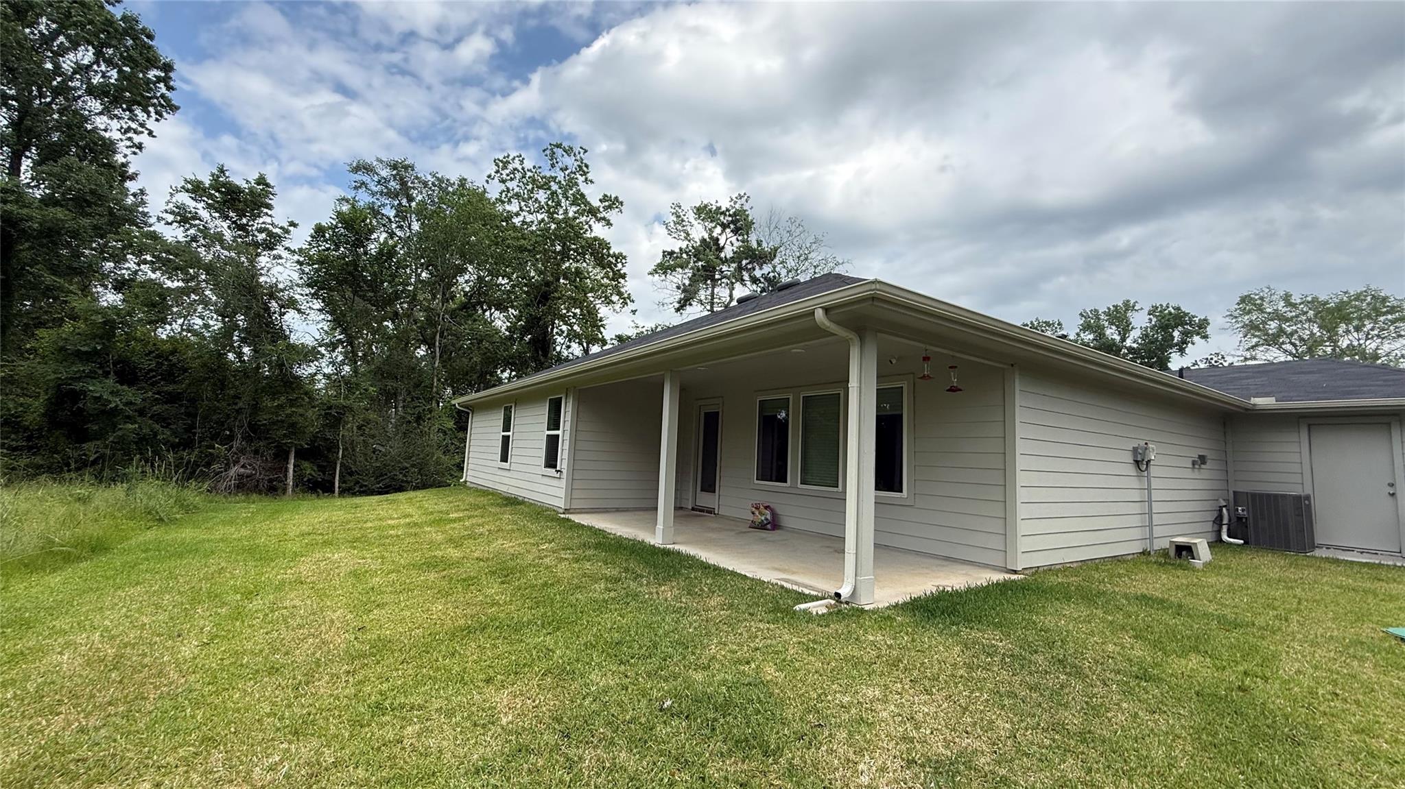 16113 William Ross Way