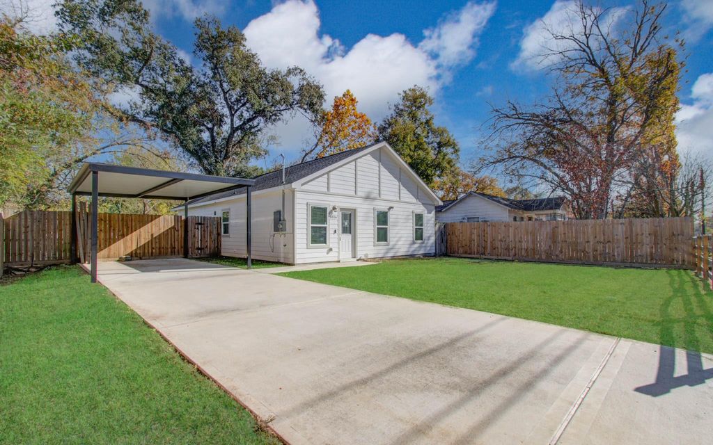 Photo of 8316 Peachtree Street, Houston, TX 77016 (MLS # 50714576)