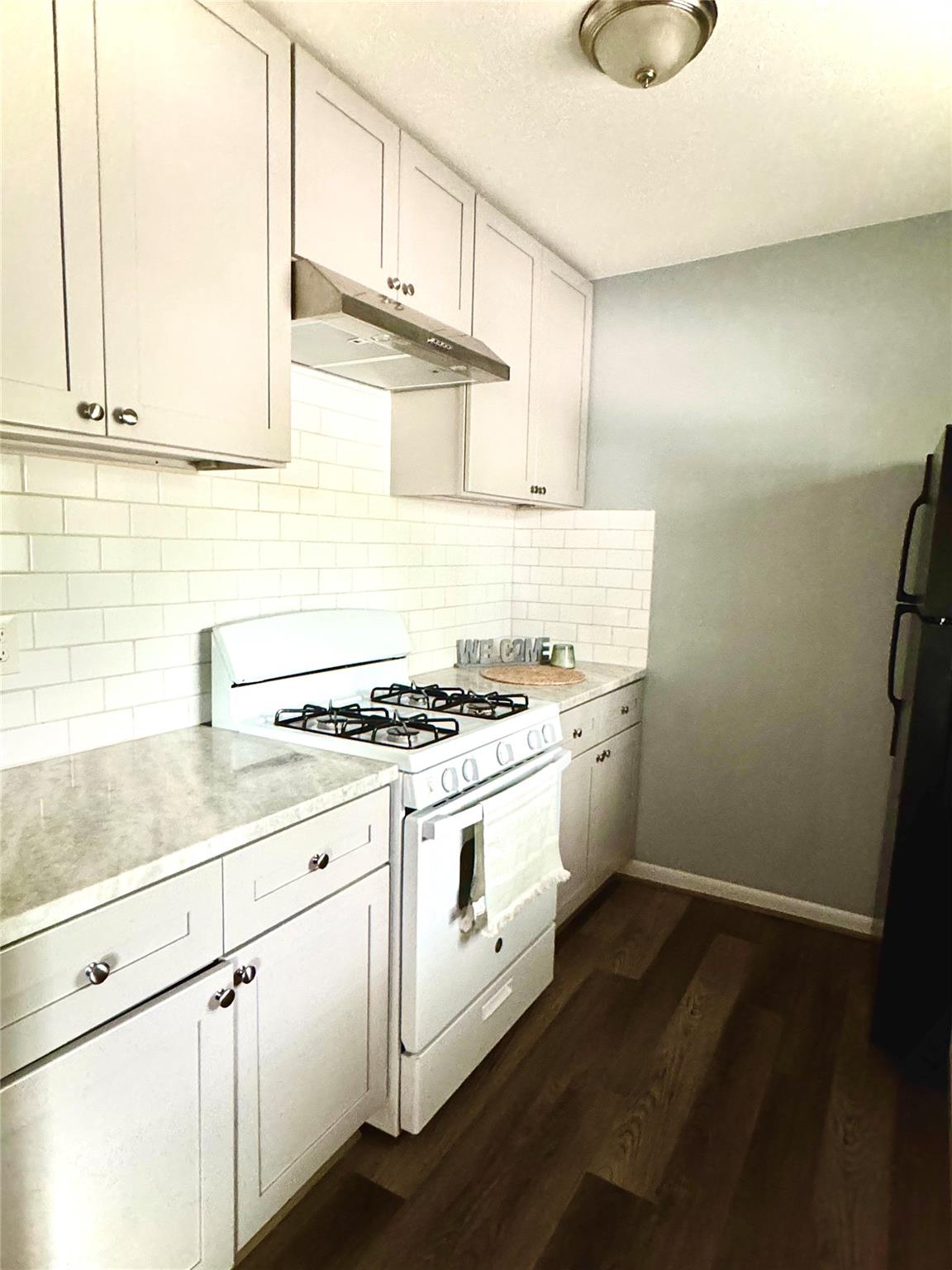 2324 Cedar Drive Drive