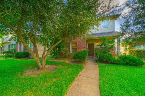 Photo of 11821 Jelicoe Drive, Houston, TX 77047 (MLS # 54197894)