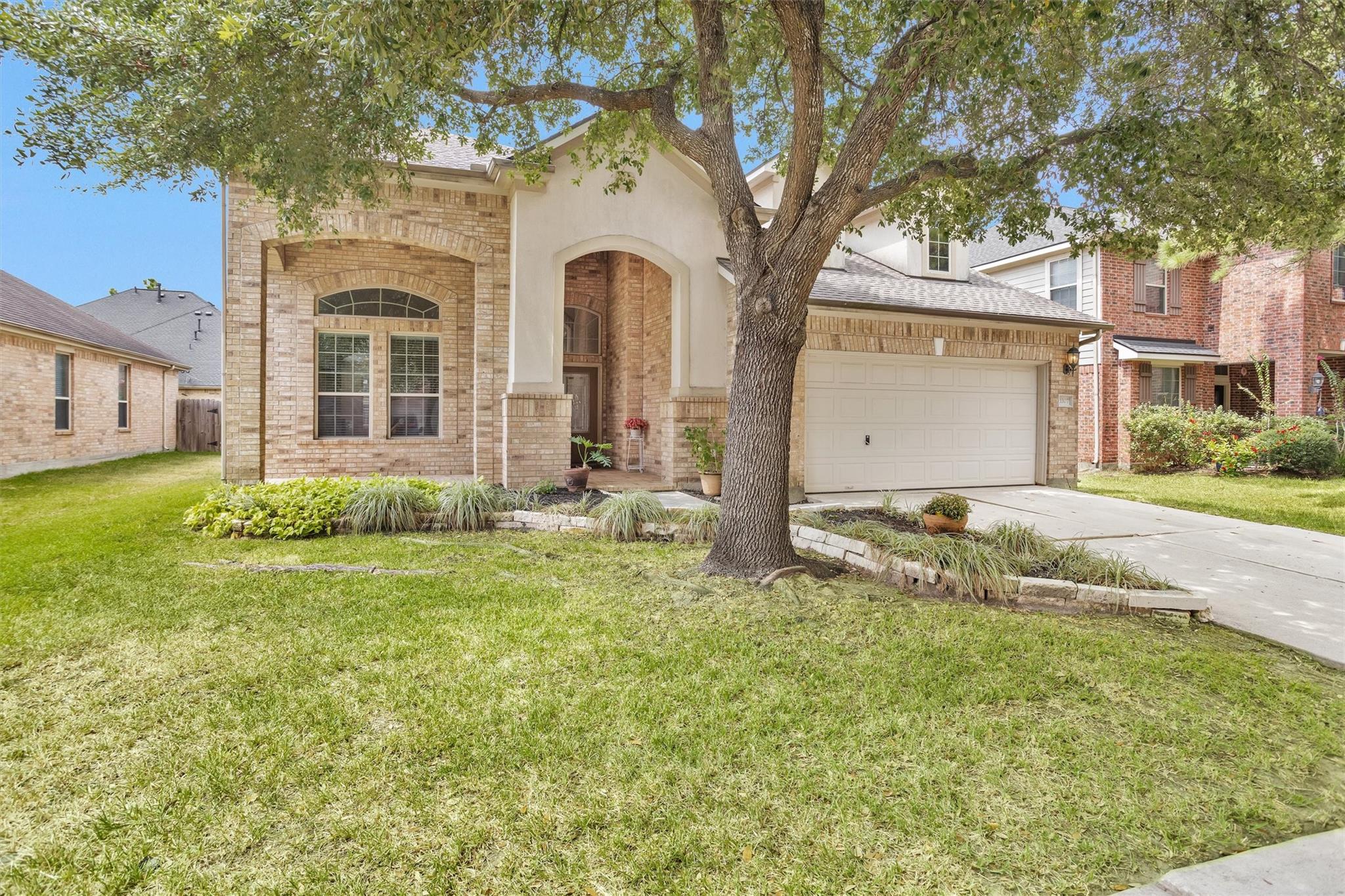 3307 Legends Mist Drive