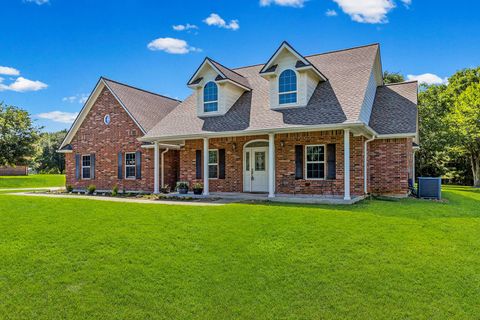 Photo of 404 Northwood Park, Livingston, TX 77351 (MLS # 2059406)