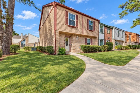 Photo of 17128 Beaver Springs Drive #7, Houston, TX 77090 (MLS # 91857056)