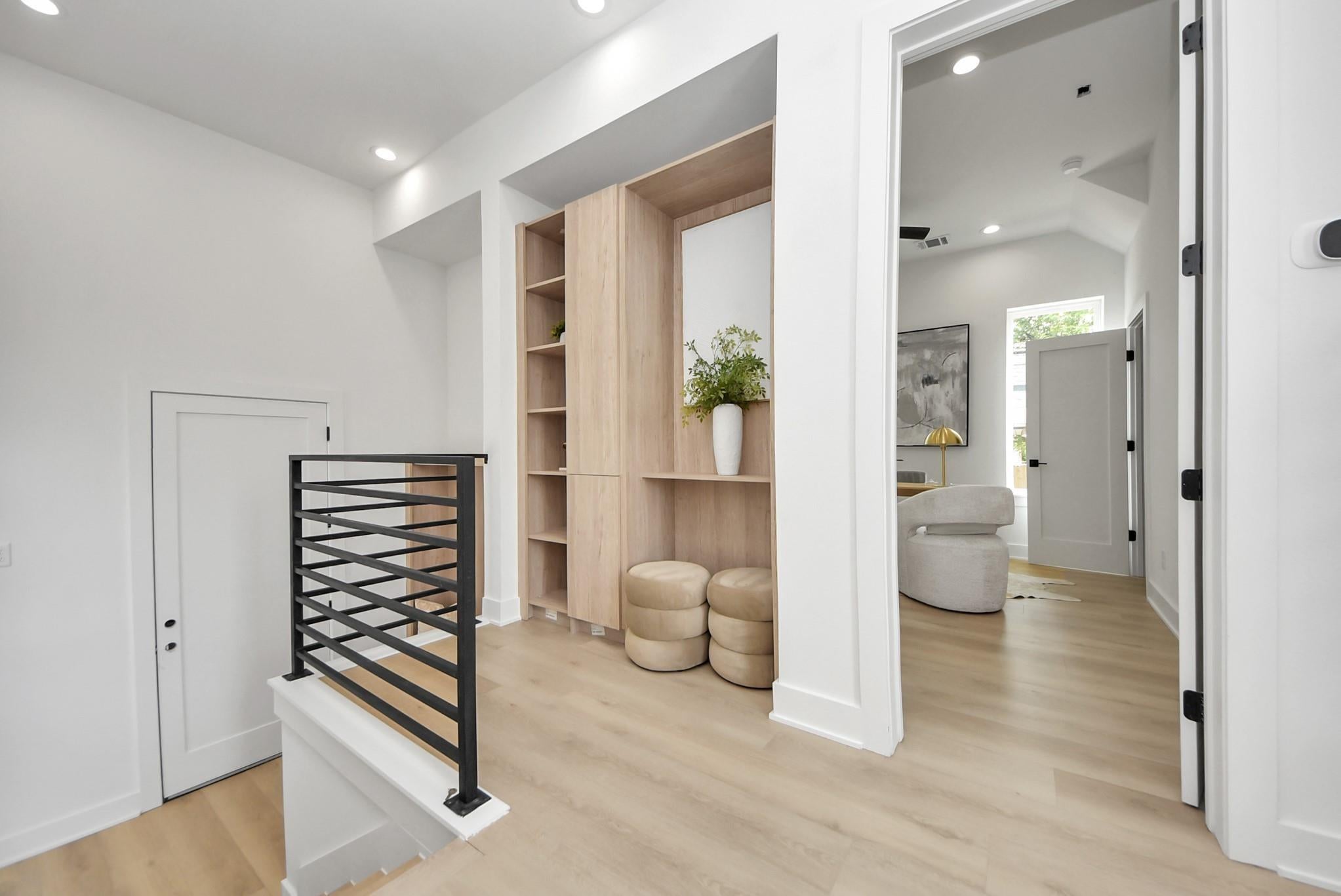 1603 W 25th Street