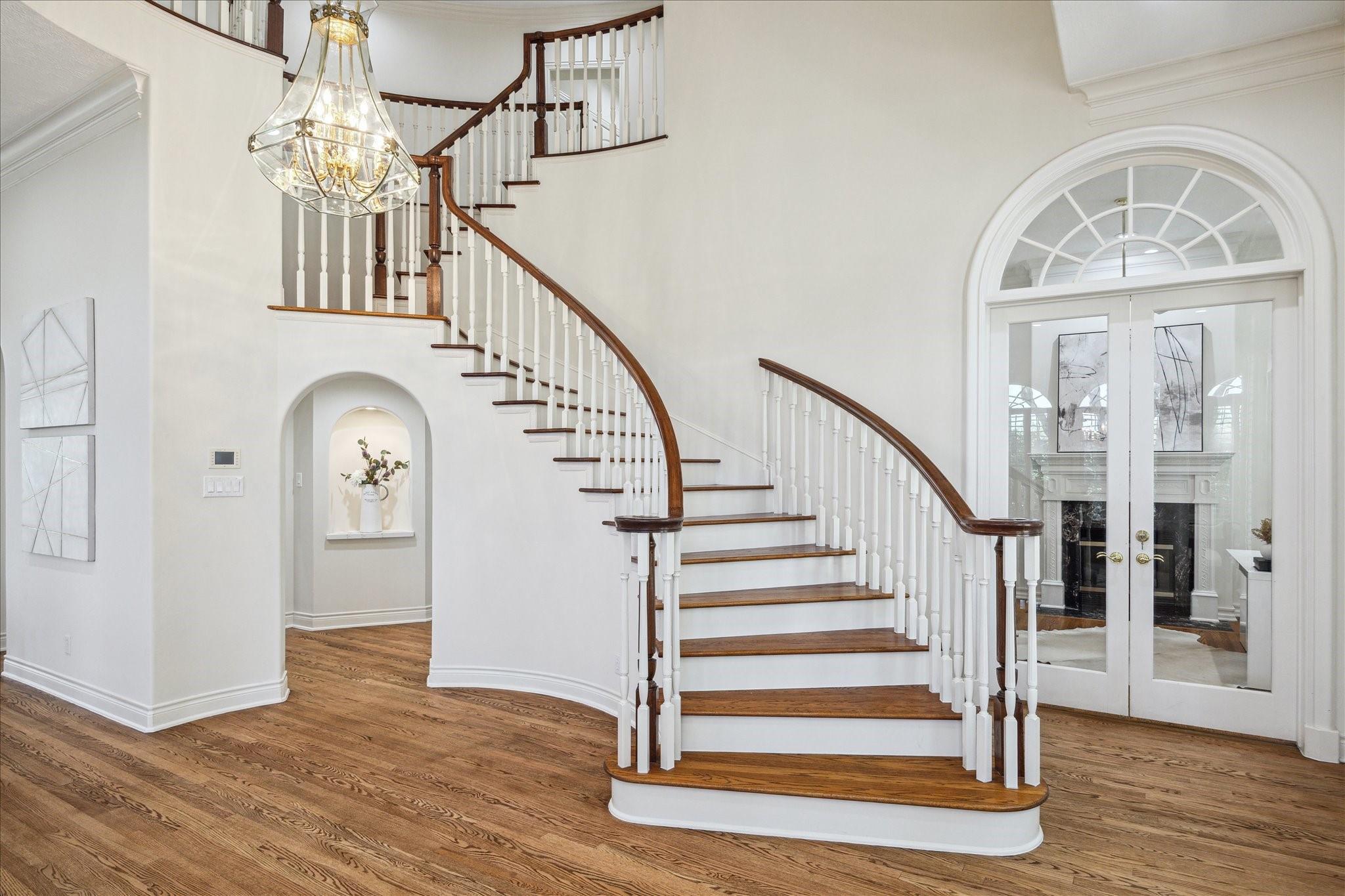 38 Scotsmoor Court