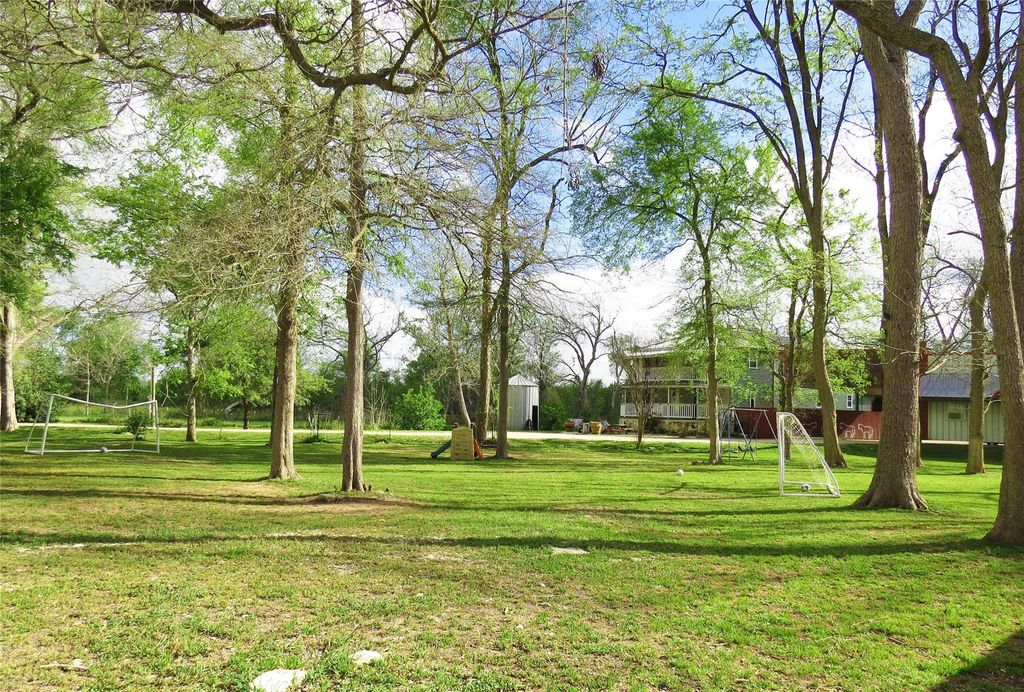 Photo of 255 Siedel Road, Brookshire, TX 77423 (MLS # 98966615)