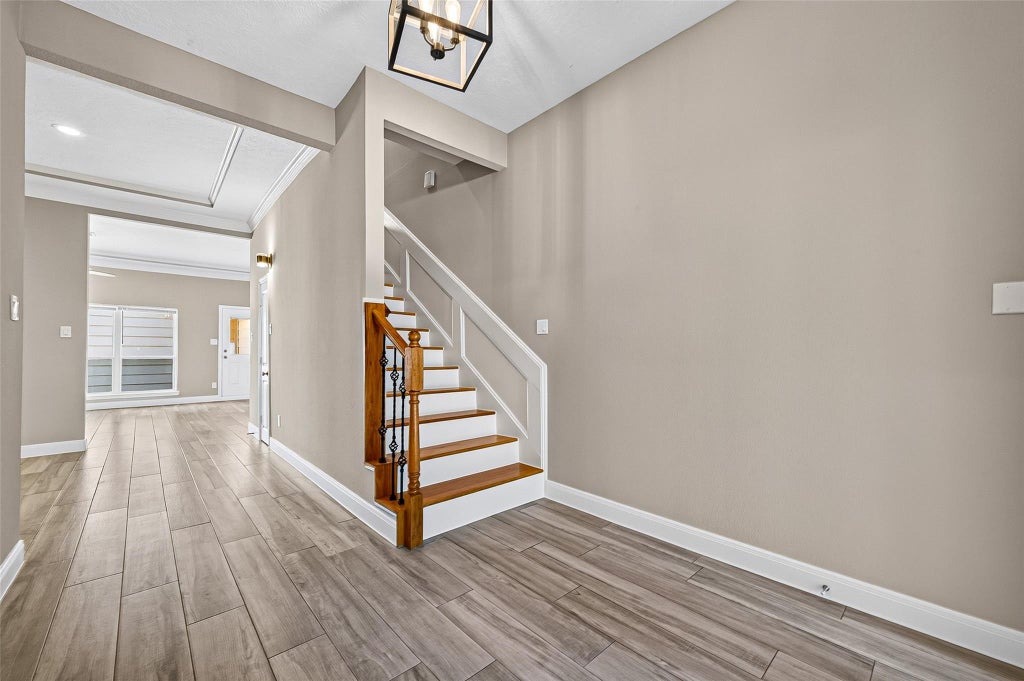 Photo of 608 N Eldridge Parkway, Houston, TX 77079 (MLS # 19251638)