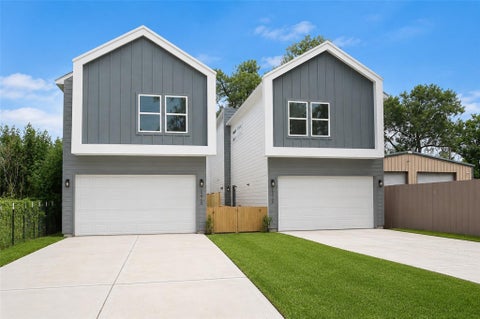 Photo of 1526 Armada Drive, Houston, TX 77091 (MLS # 23259072)