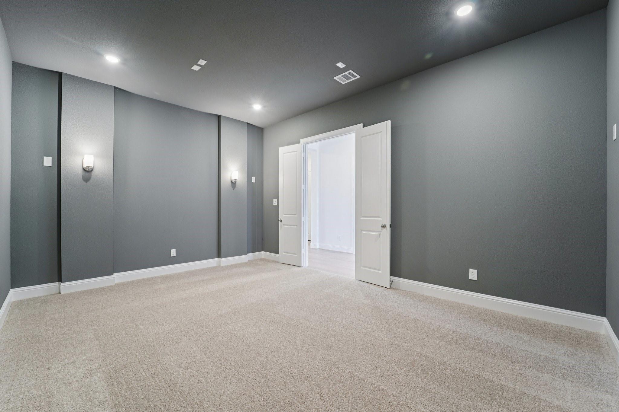 5203 Deer Valley Court