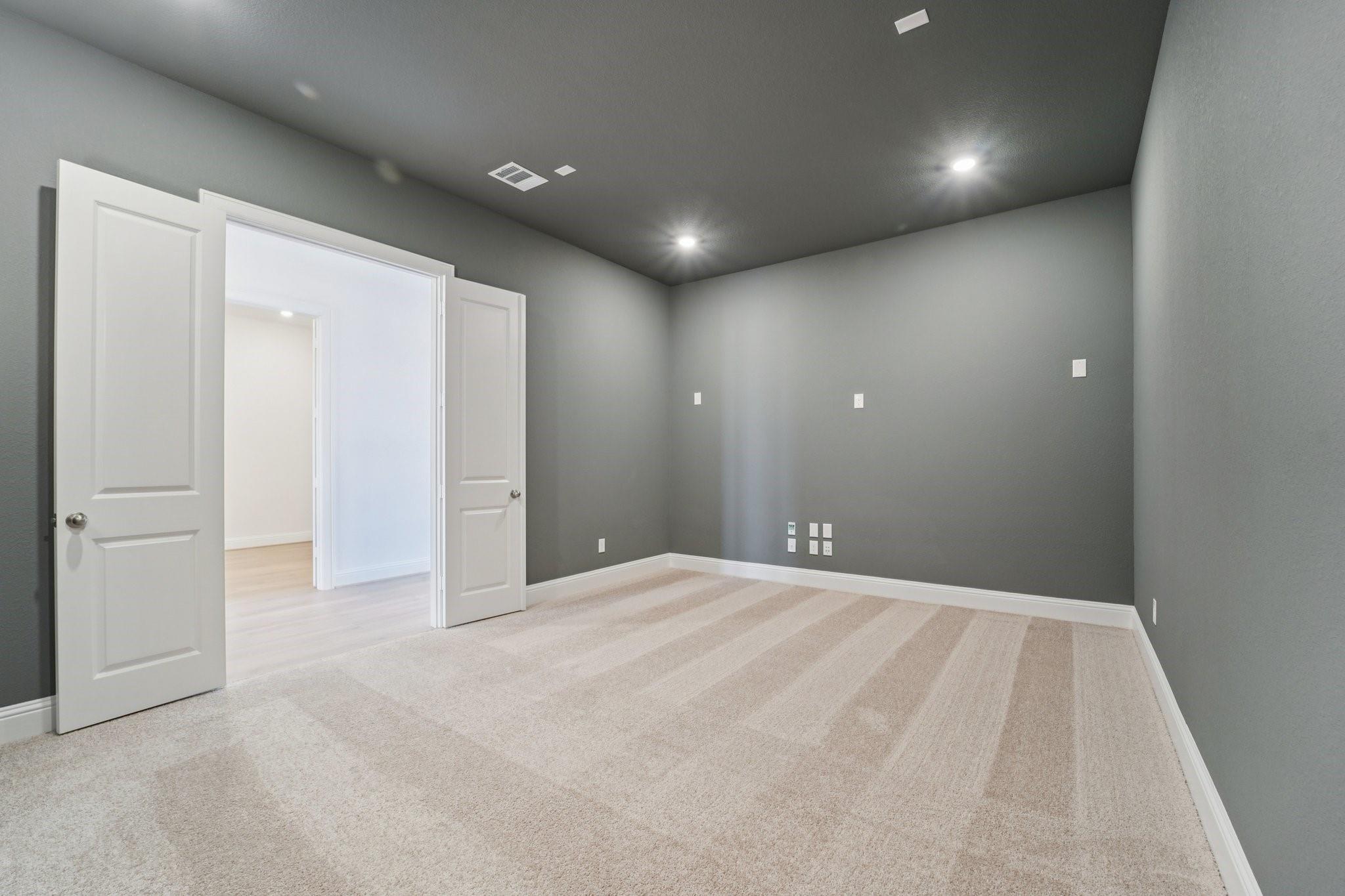 5203 Deer Valley Court
