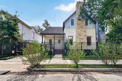 Photo of 1207 Welch Street, Houston, TX 77006 (MLS # 90561955)