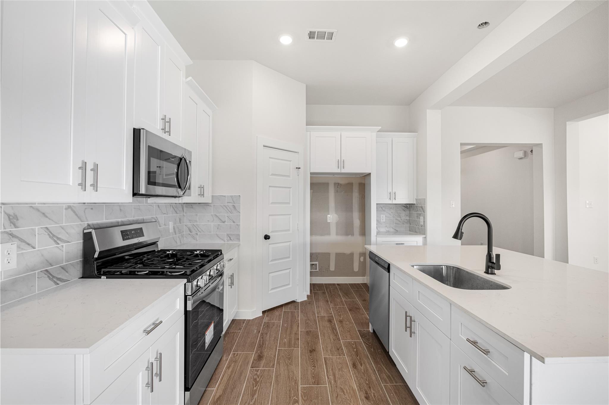 3222 Emerald Hills Drive