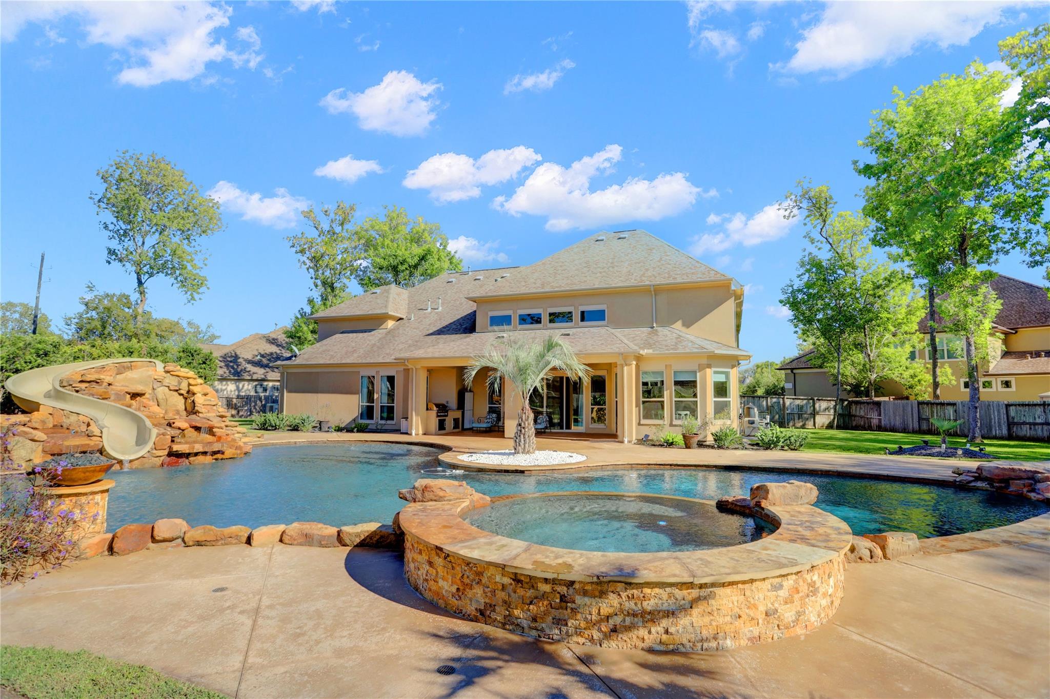 14 Pravia Path Drive