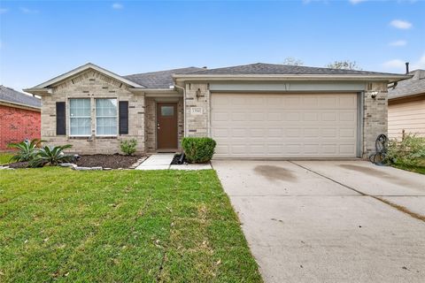 Photo of 13510 Titus Point, Houston, TX 77085 (MLS # 27396843)