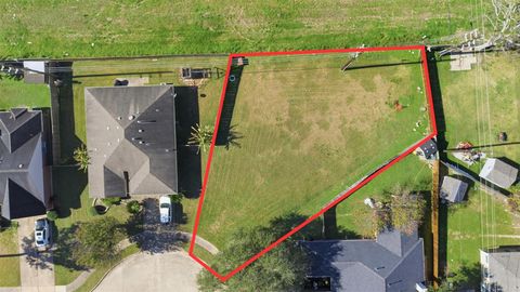 Photo of 7702 Londres Drive, Houston, TX 77083 (MLS # 75524594)