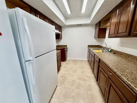Tiny photo for 2830 S Bartell Drive #9, Houston, TX 77054 (MLS # 12155066)