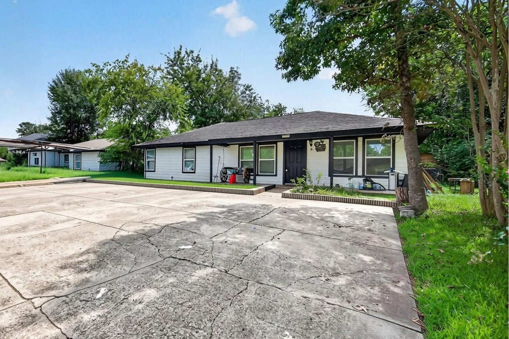 Photo of 8822 Sultan Drive, Houston, TX 77078 (MLS # 43668005)