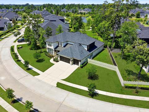 Photo of 10062 S Goshawk Trail, Conroe, TX 77385 (MLS # 17624668)