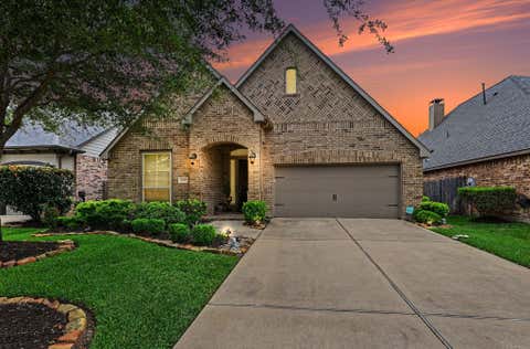 Homes For Sale - 2230 Angel Trumpet Drive<br/> Fort Bend County, Katy, TX 77494