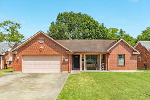 Photo of 617 E Myrtle Street, Angleton, TX 77515 (MLS # 62572115)