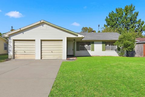 Photo of 7138 Mobud Drive, Houston, TX 77074 (MLS # 22227230)