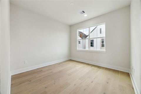 Tiny photo for 3911 Tulane Street #B, Houston, TX 77018 (MLS # 28588351)